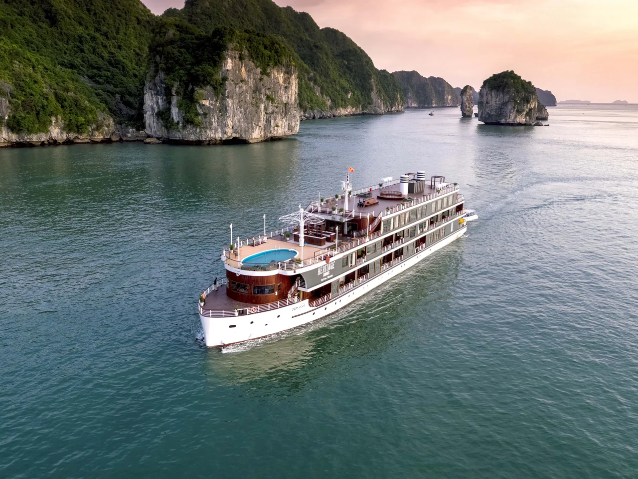 heritage-binh-chuan — Boat overview