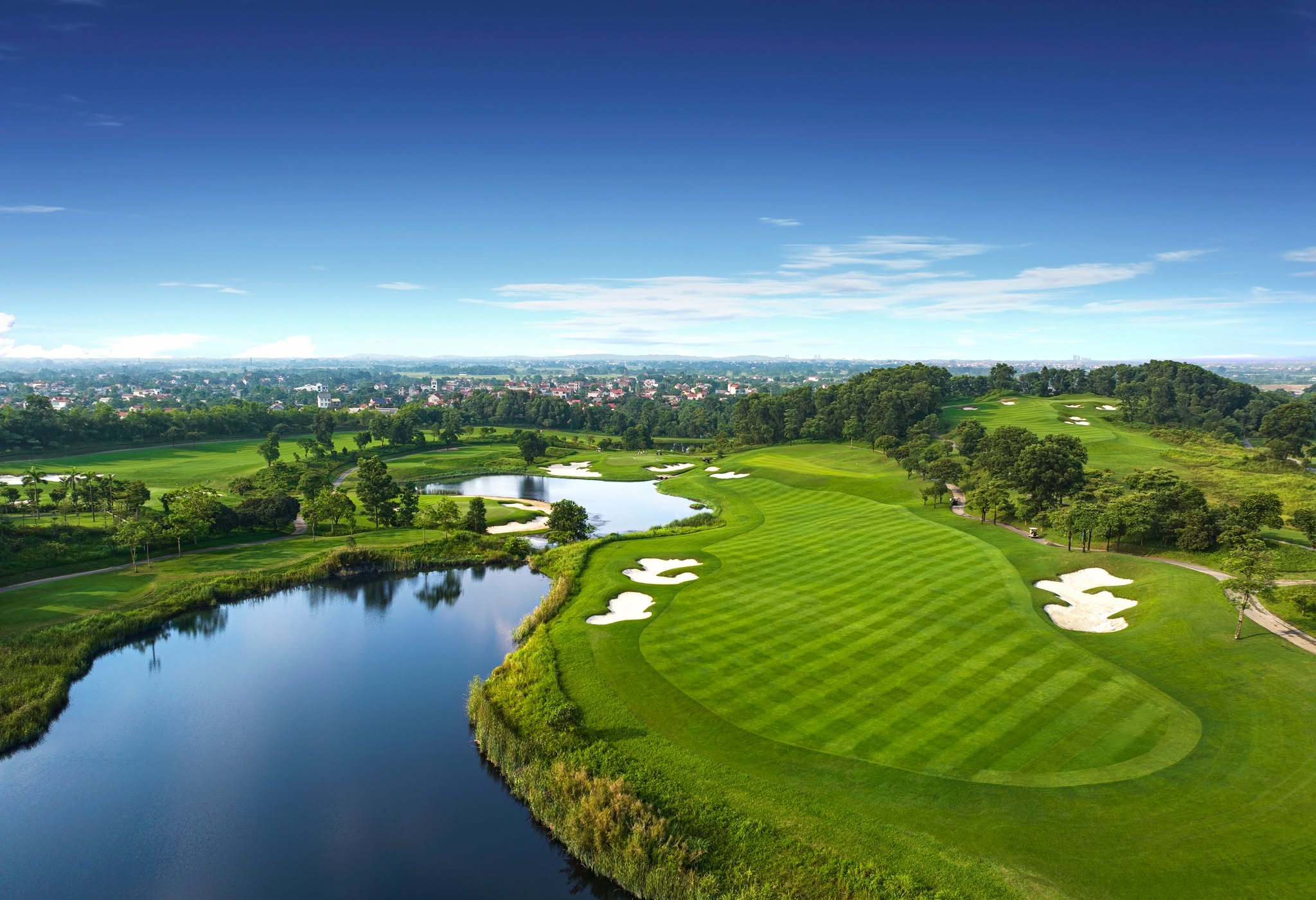Sky Lake Resort & Golf Club · aerial view